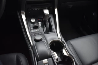 Lexus NX Lexus NX 300h AWD 25th Edition | NL-Auto | Camera | Adapt.cc | Leder | Stoelverw | Full LED | Onderh.historie - afbeelding nr 58