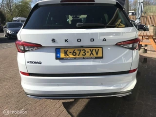 Škoda Kodiaq Skoda Kodiaq 1.5 TSI Sportline Business Super mooie uitstraling Wegklapbare trekhaak camera - afbeelding nr 3