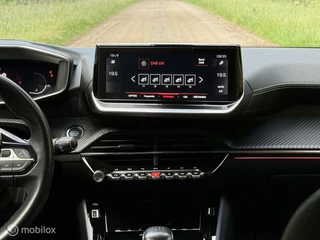 Peugeot 2008 Peugeot 2008 1.2 PureTech GT-Line 18''inch - afbeelding nr 24