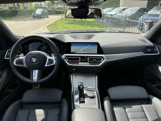 BMW 3 Serie BMW 3 Serie Touring 330e xDrive M-Sport | Pilot assist | Pano | H&K | Laser | Leer | - afbeelding nr 9