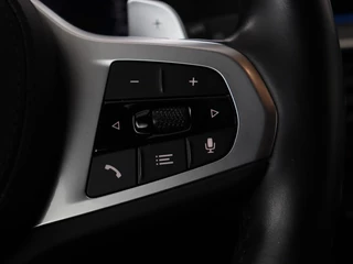 BMW 5 Serie BMW 5-serie 530e xDrive M Sport | Leder |  Stoel & stuurverwarming | Sfeerverlichting | Adaptief LED | Carplay | Camera | Live cockpit | Navigatie - afbeelding nr 19
