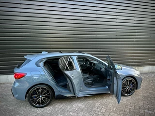BMW 1 Serie BMW 1 Serie 118i M135 M-PERF. PANO|SCHAALSTOEL|HUD|H/K|CAMERA - afbeelding nr 20