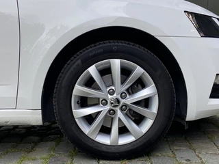 Škoda Octavia - afbeelding nr 21