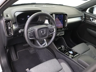 Volvo XC40 Volvo XC40 B4 Plus Dark | Trekhaak | Dodehoekdetectie | Achteruitrijcamera - afbeelding nr 17