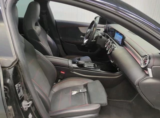 Mercedes-Benz CLA Mercedes CLA-klasse 200 Business Solution AMG - afbeelding nr 3