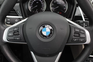 BMW 2 Serie BMW 2 Serie Active Tourer 225xe iPerformance High Executive / Panoramadak / Camera / Head-up / Leder / 18'' / Keyless / Navigatie / Stoelverwarming / DAB / Cruise Control - afbeelding nr 30