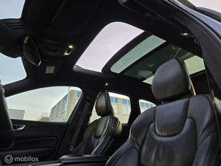 Volvo XC60 VOLVO XC60 2.0 T6 RECHARGE AWD R-DESIGN PANO ACC TREKHAAK CAMERA - afbeelding nr 10