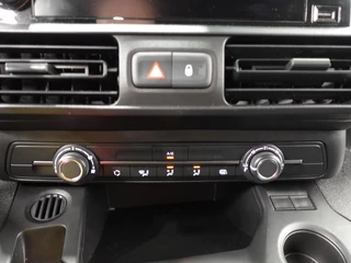 Peugeot Partner Peugeot Partner 100pk L1 Navigatie Apple Carplay Trekhaak Parkeersensoren Camera  Cruise control - afbeelding nr 24