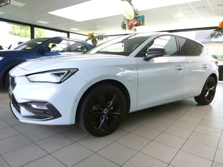 SEAT Leon SEAT Leon 1.4 TSI PHEV FR 1/2 Leder/Navi-Cam/LMV/Led. - afbeelding nr 8