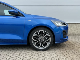 Ford Focus Ford Focus 1.0 EBH ST Line X 155PK AUTOMAAT! TREKHAAK! WINTERPACK! 18INCH! - afbeelding nr 9