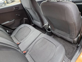 Hyundai i10 Hyundai i10 1.0i i-Motion 5-drs Airco NL-auto - afbeelding nr 15