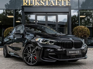 BMW 1 Serie BMW 1-serie 120i|PANO|H&K|M-PAKKET|KUIPSTOELEN|CAMERA|19'' - afbeelding nr 3