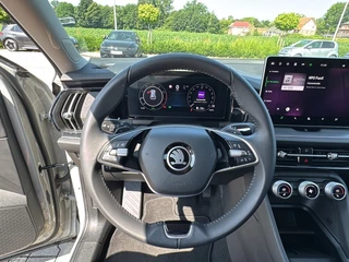 Škoda Kodiaq Škoda Kodiaq 1.5 TSI DSG SELECTION CAMERA/MEMORY/NAVI/CARPLAY/STOELVERW/E-KLEP - afbeelding nr 13