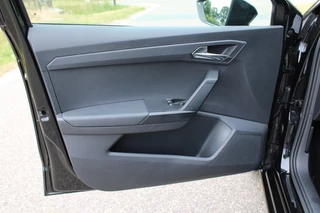 SEAT Ibiza SEAT Ibiza 1.0 TSI 95pk Style Business Intense ECC/cruise/navi/camera - afbeelding nr 27
