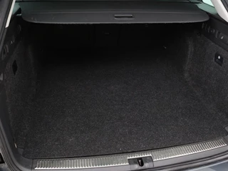 Škoda Superb Skoda Superb 1.4 TSI iV Business Edition Plus | Panoramadak |  Virtual Cockpit | Stoelverwarming | Camera | Carplay | Full LED | Memory | Navigatie | Parkeerhulp - afbeelding nr 14