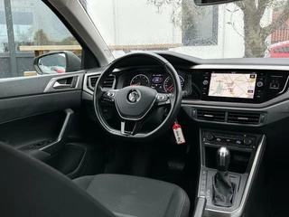 Volkswagen Polo Volkswagen Polo 1.0 TSI Comfortline Automaat Carplay Climate LED Navigatie Cruise Lichtmetaal - afbeelding nr 4