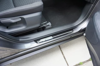Toyota Yaris Cross Toyota Yaris Cross 1.5 Hybrid 115 Business Plus |Navi|Carplay|PDC V+A|Dodehoek|Camera|Stoel en stuurverwarming| - afbeelding nr 12