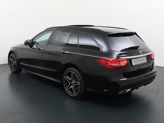 Mercedes-Benz C-Klasse Mercedes-Benz C-Klasse Estate 300e AMG // Burmester // Panoramadak // Distronic // MultiBeam LED // 360 Camera // Carplay // Night pakket - afbeelding nr 2