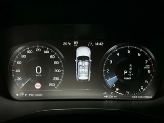 Volvo XC60 Volvo XC60 2.0 T8 Twin Engine AWD Inscription Pano Leer Trek - afbeelding nr 41