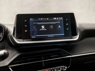 Peugeot 208 Peugeot 208 1.2 PureTech Sport (APPLE CARPLAY, GROOT NAVI, PARKEERSENSOREN, SPORTSTOELEN, LANE ASSIST, CRUISE, NIEUWE APK, NIEUWSTAAT) - afbeelding nr 24