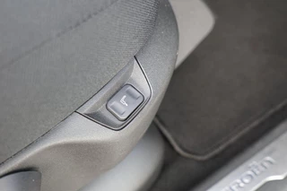 Citroën Grand C4 Picasso Citroen Grand C4 Picasso 1.2 130PK Shine | Sable | Panorama/Massagestoelen/Carplay/Camera/Trekhaak - Chique & Compleet! - afbeelding nr 17