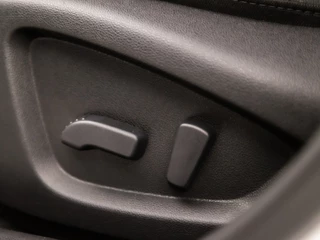 Renault Kadjar Automaat (PANORAMADAK, NAVIGATIE, VIRTUAL COCKPIT, LEDEREN SPORTSTOELEN, STOELVERWARMING, CAMERA, KEYLESS, BOSE AUDIO, LED KOPLAMPEN, NIEUWE APK, NIEUWSTAAT) - afbeelding nr 15