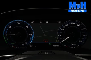 Volkswagen Passat Volkswagen Passat Variant 1.4 TSI GTE|LUXE!|VIRTUAL|PANO|LED - afbeelding nr 5