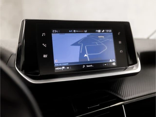 Peugeot 208 (APPLE CARPLAY, GROOT NAVI, 360 CAMERA, LM VELGEN, SPORTSTOELEN, PARKEERSENSOREN, CRUISE, NIEUWE APK, NIEUWSTAAT) - afbeelding nr 23