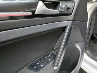 Volkswagen Golf Volkswagen Golf 2.0 TSI GTI Performance Navigatie LED Cruise PDC 19