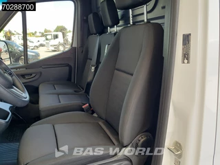 Mercedes-Benz Sprinter Mercedes Sprinter 319 CDI COMING SOON! Automaat L2H2 190PK Trekhaak Airco Camera Parkeersensoren Euro6 L2 12m3 Airco Trekhaak - afbeelding nr 11