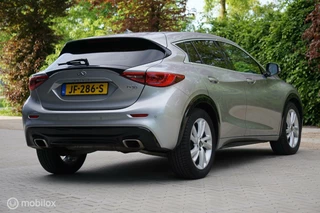 Infiniti Q Infiniti Q30 1.6t Prem.|Sportief, GLA genen, Zuinig stijlvol - afbeelding nr 4