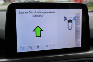 Ford Focus Ford Focus Wagon 1.0-125pk EcoBoost Mild-hybrid Titanium. Mooie, ruime, luxe en comfortabele Ford Focus wagon ! Volautm. airco dual, camera, stoel-, stuur- en voorraamverw., easy entry/easy go, cruise control, Isofix, side- en lane assist, parkeersensoren v+a, LM wielen etc. - afbeelding nr 16
