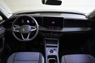Volkswagen Tiguan Volkswagen Tiguan 1.5 eTSI DSG LIFE EDITION NAVI/CARPLAY/TREKHAAK - afbeelding nr 4