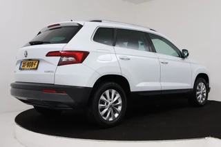 Škoda Karoq Skoda Karoq 1.0 TSI Clever Edition (PARKEERSENSOREN, CRUISE CONTROL, ACHTERUITRIJCAMERA, STOELVERWARMING, NAVIGATIE, NL-AUTO) - afbeelding nr 10