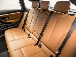 BMW 3 Serie BMW 3 Serie Gran Turismo 320i High Executive Sport 184Pk Automaat (GROOT NAVI, M STUUR, CLIMATE, COGNAC LEDER, STOELVERWARMING, SPORTSTOELEN, CRUISE, PARKEERSENSOREN, NIEUWE APK, NIEUWSTAAT) - afbeelding nr 15