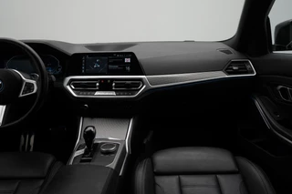 BMW 3 Serie BMW 3-serie Touring 320e High Executive automaat | Laser LED koplampen | M Sport | Panorama dak | lederen bekleding | elektrisch wegklapbare trekhaak - afbeelding nr 32