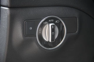 Mercedes-Benz GLA Mercedes-Benz GLA 200 Premium Pano-dak | Trekhaak | Xenon-LED | Navi | ECC | PDC | Cruise | Half-Leder | Sportstoelen | Stoelverw | LMV18'' | Goede banden | Zeer nette - afbeelding nr 25