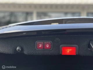 Mercedes-Benz C-Klasse Mercedes C-klasse 350 e Lease Edition|Panorama|Leer|Burmester|HUD| - afbeelding nr 7