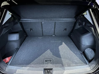 Volkswagen Tiguan Volkswagen Tiguan 1.5 eTSI Life Edition *WinterPack*LEDPlus*Keyless*PrivGlass* - afbeelding nr 27