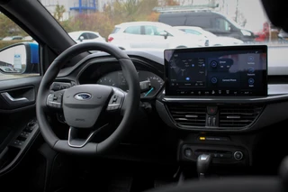 Ford Focus Ford Focus 1.0 EcoBoost Hybrid ST-Line 125pk | Driver Assistance Pack | Matrix LED koplampen | SYNC 4 Navigatie | Draadloos Carplay/Android auto | Camera - afbeelding nr 38