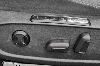 Volkswagen Golf Volkswagen Golf 1.5 eTSI STYLE 150PK/DSG/ACC/NAV/CAMERA/PANO - afbeelding nr 43