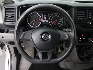 Volkswagen Crafter Volkswagen Crafter 2.0TDI 140PK L3H3 | Camera | Airco | Trekhaak | Cruise | Betimmering - afbeelding nr 14