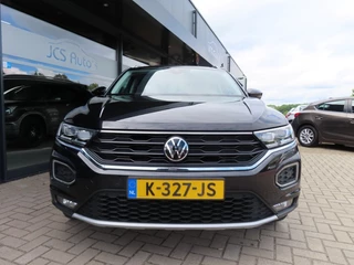 Volkswagen T-Roc Volkswagen T-Roc 1.5 TSI DSG Style Bns Ecc Nav Pano Led Trekhaak 2021 - afbeelding nr 2