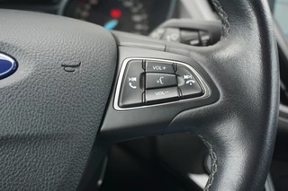 Ford Kuga Ford Kuga 120PK Titanium TREKHAAK | CARPLAY | KEYLESS | CAMERA | ELEK.KLEP - afbeelding nr 20