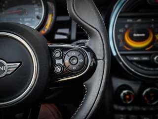 MINI Cooper Cabrio Mini Cooper Cabrio 1.5 | LEDER | H&K | HUD | CAMERA | ORG. NL | FULL OPTION! - afbeelding nr 32