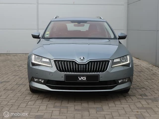 Škoda Superb Skoda Superb Combi 2.0 TDI Automaat Canton LED PDC CarPlay - afbeelding nr 11