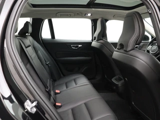 Volvo V60 Volvo V60 B3 AUT(8) INSCRIPTION SCHUIFDAK HARMAN KARDON ACC BLIS TREKHAAK - afbeelding nr 34