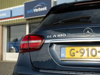 Mercedes-Benz GLA | Achteruitrij camera | High-performance LED | Grootlicht-assistent | 18