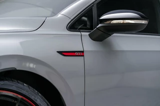 Volkswagen Golf Volkswagen Golf 2.0 TSI GTI Clubsport 45 Jahre Akra Pano DSG - afbeelding nr 12