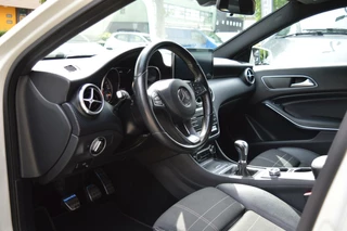 Mercedes-Benz A-Klasse Mercedes A-klasse 160 Ambition AMG Styling/Carplay/Pdc/Mooi! - afbeelding nr 11